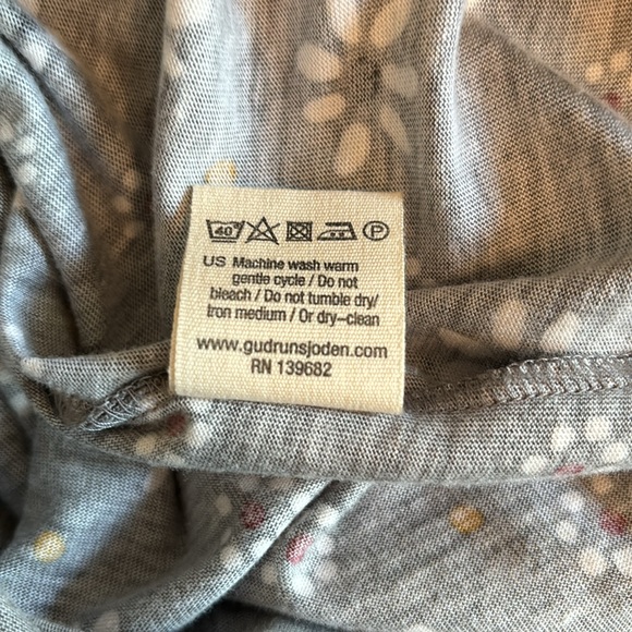 Gudrun Sjoden “Oolong” Jersey Dress, Gray Print, Size Medium - Picture 10 of 10